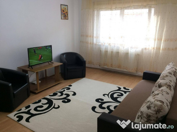 Inchiriez apartament 2 camere Sibiu cartier Strand