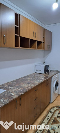 Inchiriez apartament 2 camere Sibiu cartier Strand