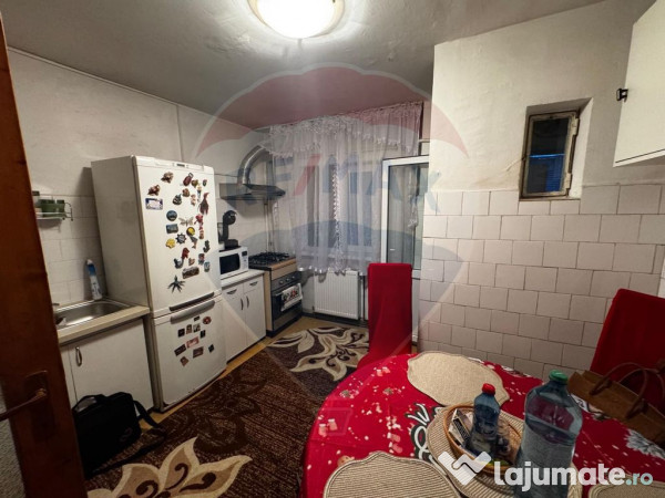 Apartament solid si spatios in una dintre cele mai bune z...