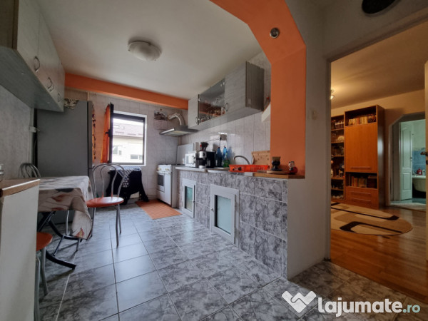 Zonă Centrală- Slanicului- Apartament 2 camere, renovat 