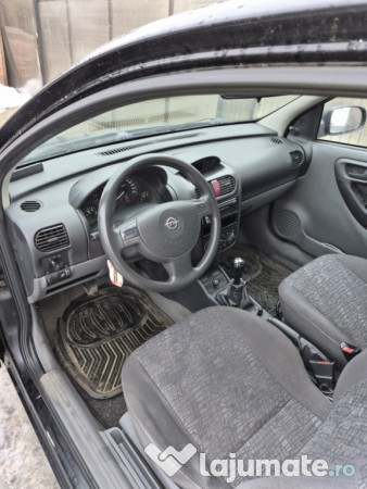 Opel corsa 1.2 benzina