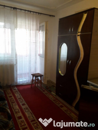 Garsoniera confort 1 , Ansamblul Dorobantilor, etaj 3/4. 