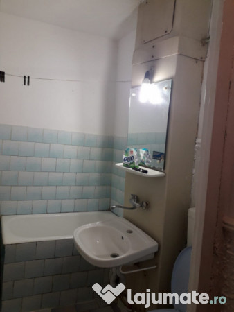 Garsoniera confort 1 , Ansamblul Dorobantilor, etaj 3/4. 