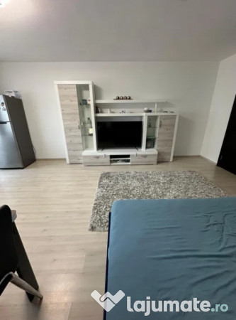 Garsoniera decomandata - zona Sanpetru