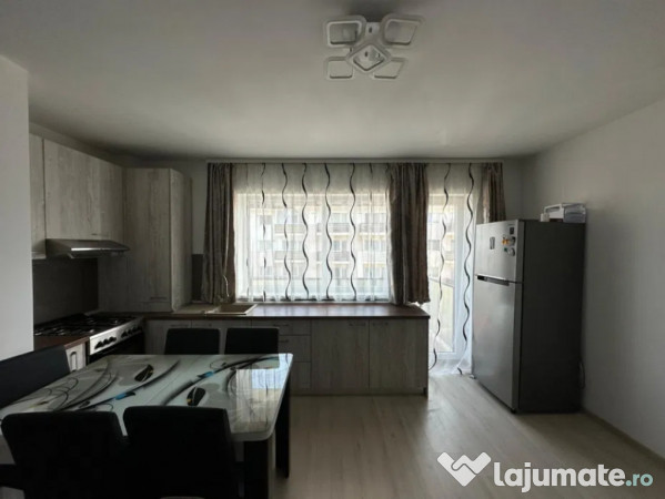 Garsoniera decomandata - zona Sanpetru