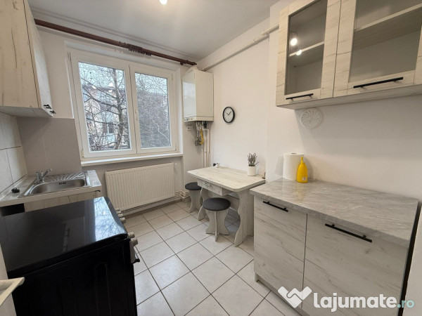 Apartament 2 camere – etaj 1- zona Cinema Patria 