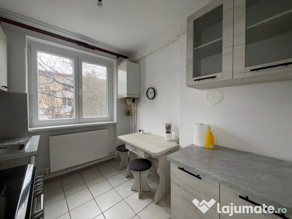 Apartament 2 camere – etaj 1- zona Cinema Patria 