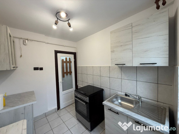 Apartament 2 camere – etaj 1- zona Cinema Patria 