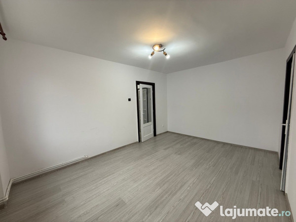 Apartament 2 camere – etaj 1- zona Cinema Patria 