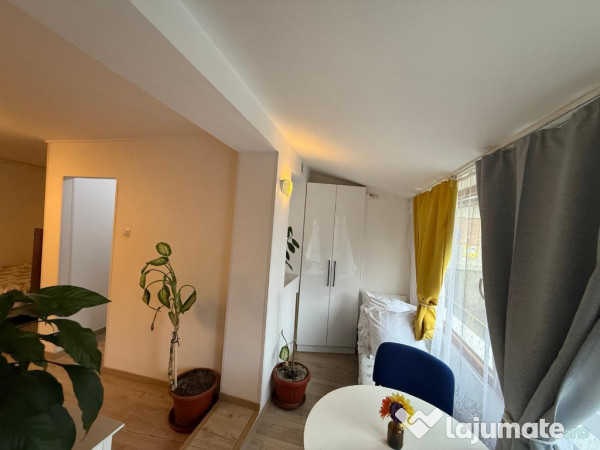 Garsonieră – mobilată și utilată complet-zona Miorita 