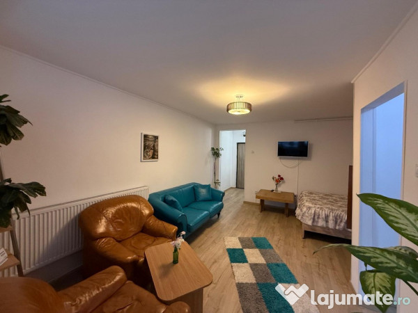 Garsonieră – mobilată și utilată complet-zona Miorita 