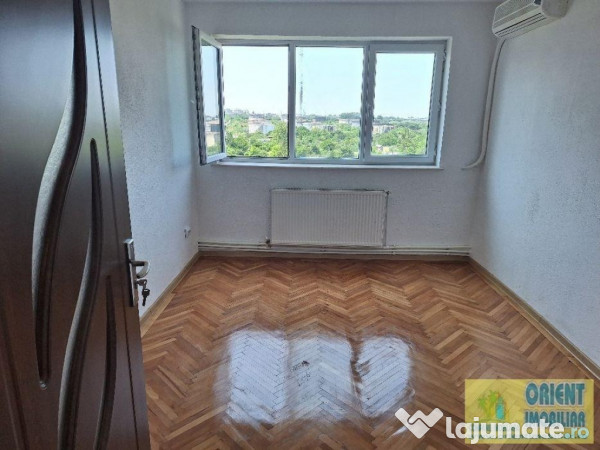 Gara, decomandat, 3 camere, renovat, gaze, vanzari Constanta 