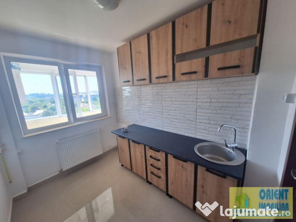 Gara, decomandat, 3 camere, renovat, gaze, vanzari Constanta 