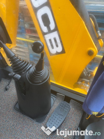 BuldoExcavator JCB 3CX-An 2022-UK-Stare F.Buna 