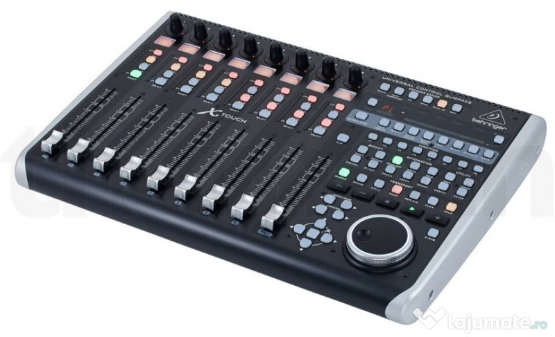 Behringer X-Touch (controller DAW) 