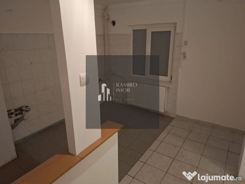 Apartament 3 camere decomandat Soseaua Giurgiului / Piata...