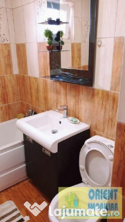 Inel 2, decomandat, 3 camere, mobilat, vanzari Constanta 