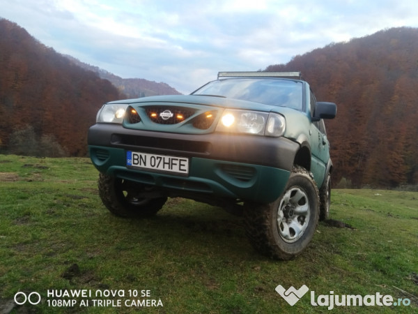 Nissan terrano 2 autoturism