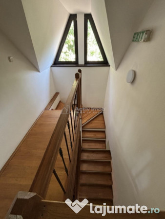 Proprietate de patrimoniu pe malul lacului Paleu - Teren...