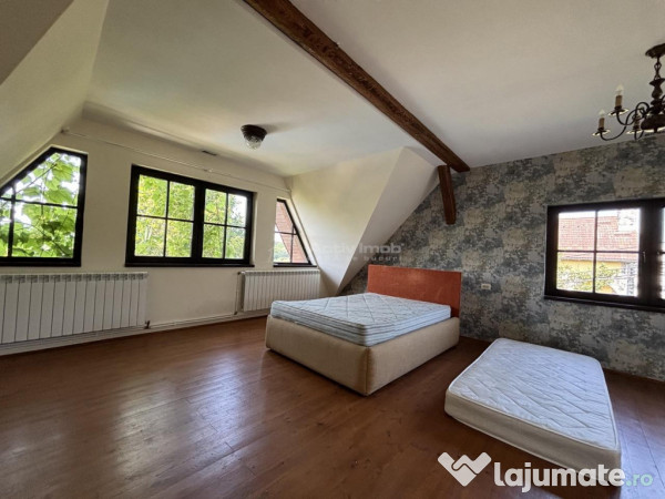 Proprietate de patrimoniu pe malul lacului Paleu - Teren...