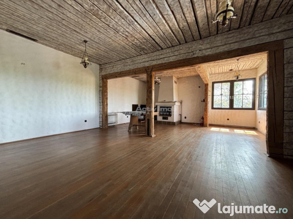 Proprietate de patrimoniu pe malul lacului Paleu - Teren...