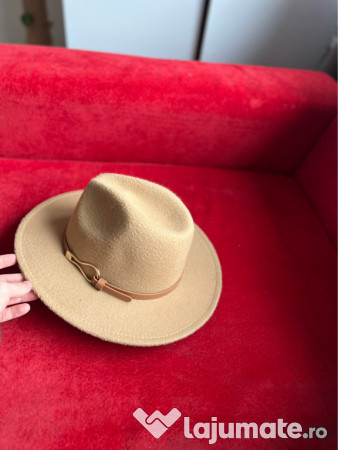 Palarie fedora noua 