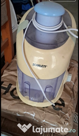 Storcător de fructe 