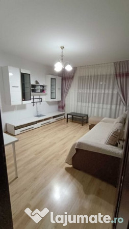 Închiriez Apartament de 2 camere, 70 mp - Cartier Latin 