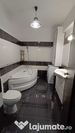 Închiriez Apartament de 2 camere, 70 mp - Cartier Latin 