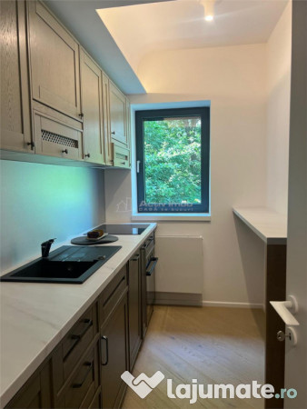 2 Camere, Lux, Cortina Academy, 3 min Metrou Academia Milita 