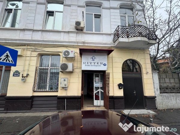 Spatiu comercial central hala traian cu chirias