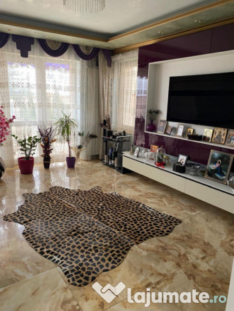 Casă de lux cu piscină ???? vedere Lac Siutghiol | Ovidiu