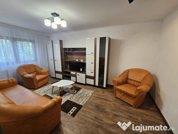 Apartament 3 camere, renovat total în 2023, mobilat și uti 