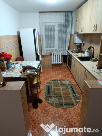 Apartament 2 camere etaj 3 