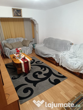 Apartament 2 camere etaj 3 