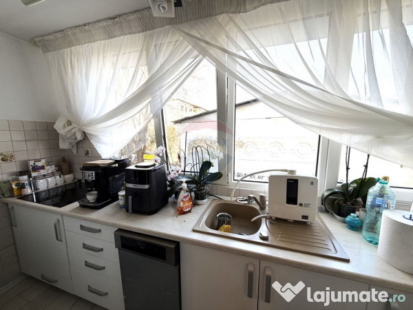 Apartament renovat modern