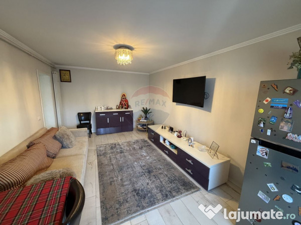 Apartament renovat modern