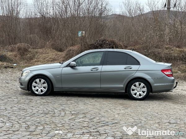 Mercedes-Benz C 200 CDI*2.2 D*navigatie*piele*af.2011*contract+fiscal 
