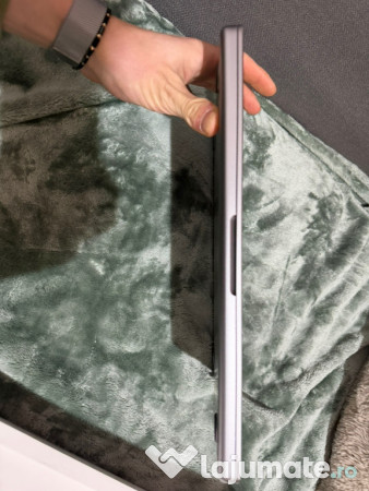 MacBook Pro Nu îl mai folosesc am achiziționat unul mai nou 