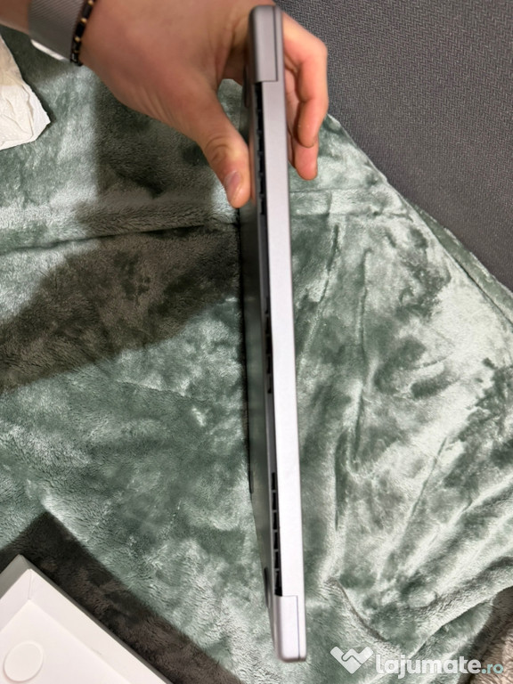 MacBook Pro Nu îl mai folosesc am achiziționat unul mai nou 