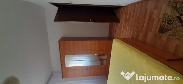Proprietar, închiriez apartament 2 camere, zona Timpuri Noi 