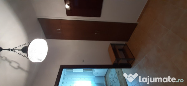 Proprietar, închiriez apartament 2 camere, zona Timpuri Noi 