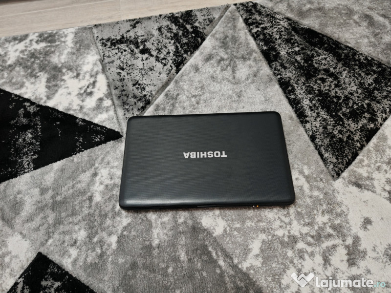 Toshiba Satellite i5 