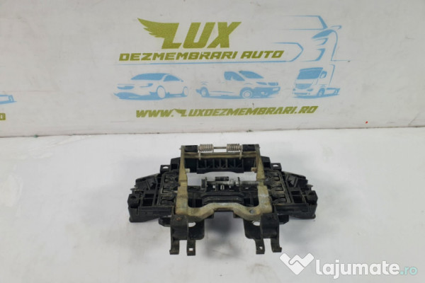 Suport maner exterior usa dreapta fata spate 4e0839886 Audi A8 D3/4E [