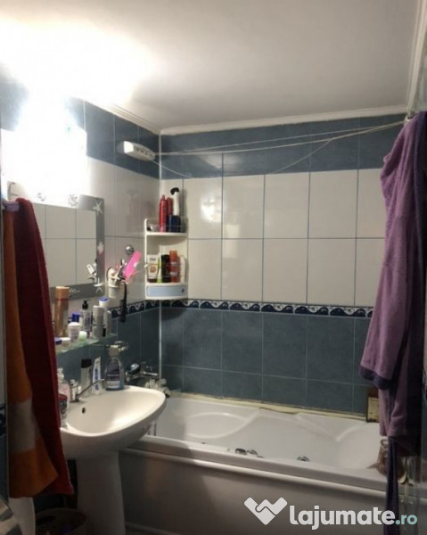 2 camere zona 23 August