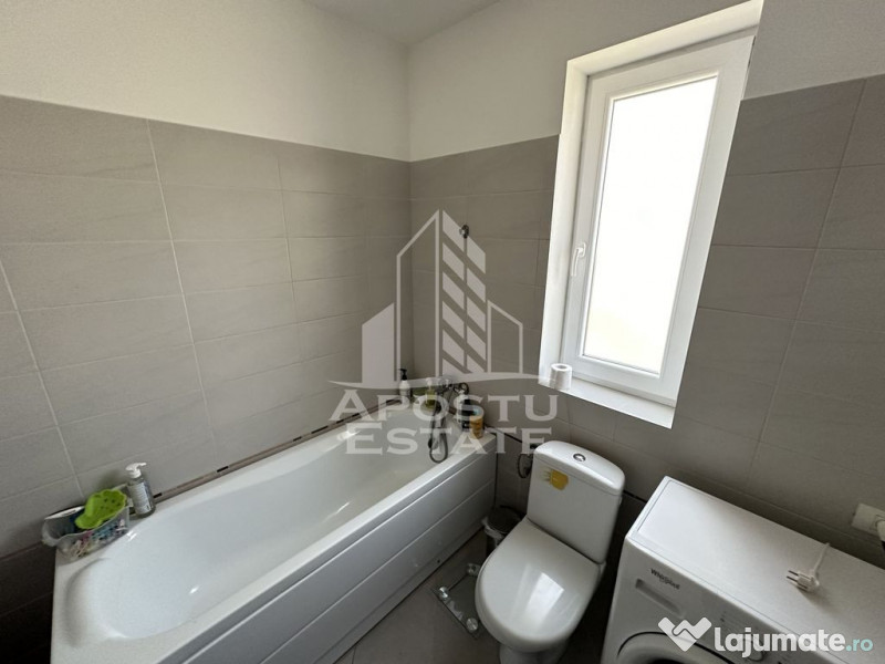 Duplex cu etaj si 5 camere la asfalt în Giroc