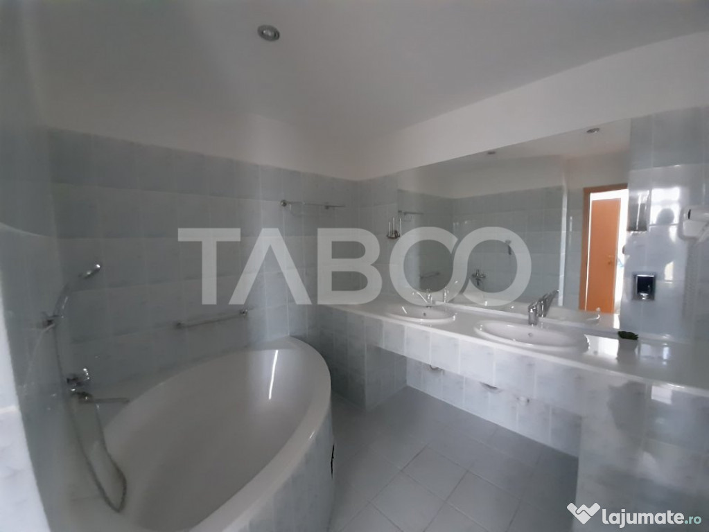 Spatiu comercial de 2760 mp de vanzare in Turnisor Sibiu Com 