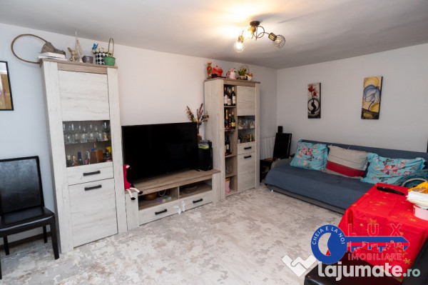 ID 6657 EXCLUSIVITATE - Vila de tip P+M+pod de vanzare 