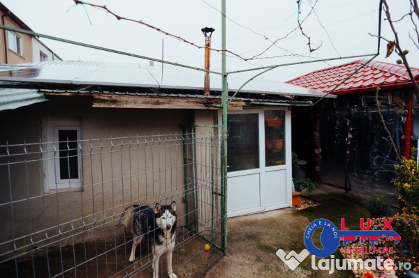 ID 6657 EXCLUSIVITATE - Vila de tip P+M+pod de vanzare 