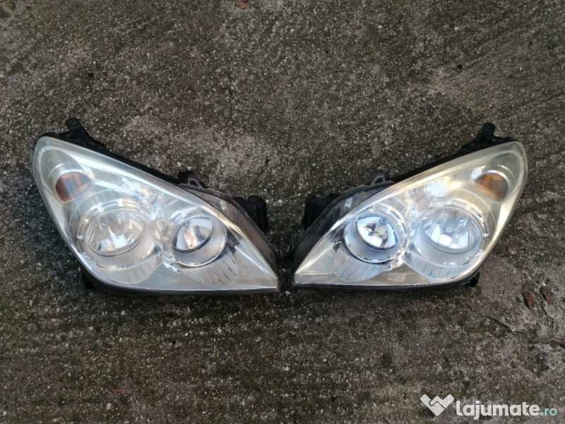 Faruri Opel Astra H 